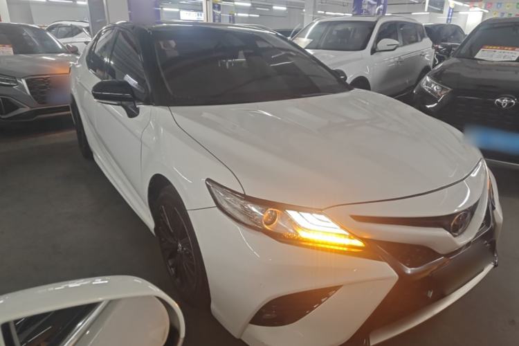 Used Toyota Camry 2018 2.5S Fēngshàng Edition Front Right 45 Deg