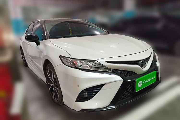 Used Toyota Camry 2018 2.5S Fēngshàng Edition Front Right 45 Deg