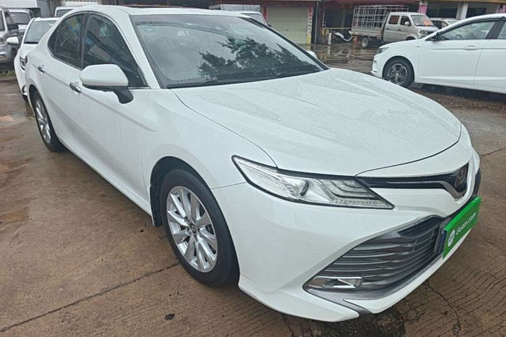 Used Toyota Camry 2018 2.0G Luxury Edition Front Right 45 Deg