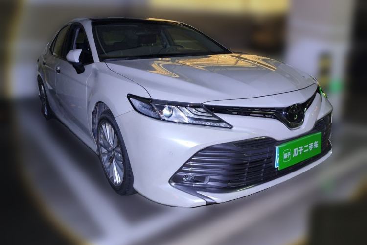 Used Toyota Camry 2018 2.5G Luxury Edition Front Right 45 Deg