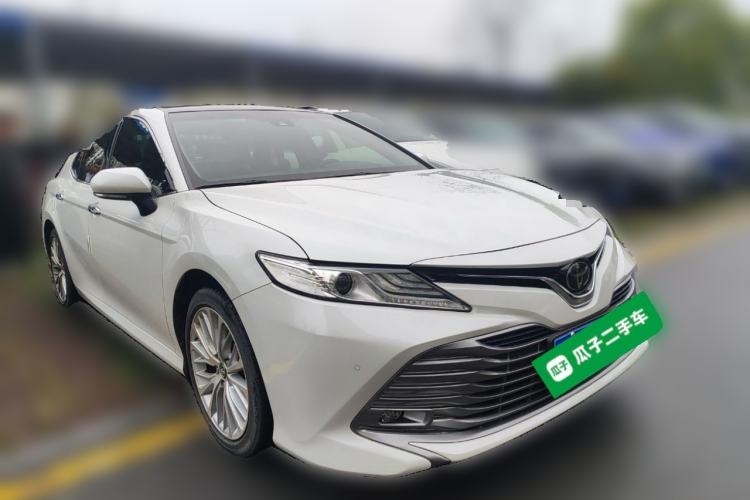 Used Toyota Camry 2018 2.5G Luxury Edition Front Right 45 Deg