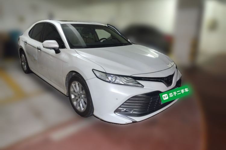 Used Toyota Camry 2018 2.0G Luxury Edition Front Right 45 Deg