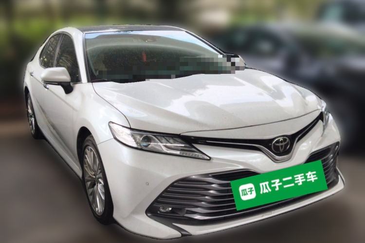 Used Toyota Camry 2018 2.5G Luxury Edition Front Right 45 Deg