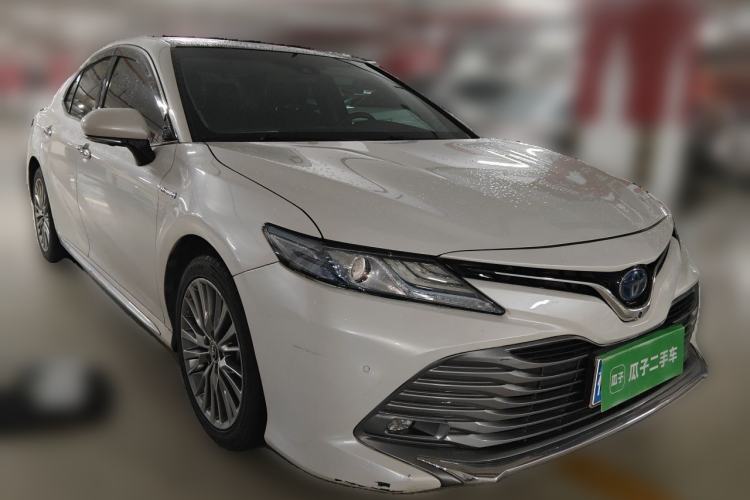 Used Toyota Camry 2018 Dual-Engine 2.5HQ Flagship Edition Front Right 45 Deg