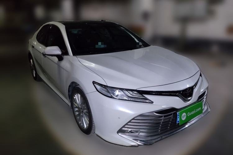 Used Toyota Camry 2018 2.5Q Flagship Edition Front Right 45 Deg