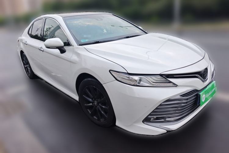 Used Toyota Camry 2018 2.0G Luxury Edition Front Right 45 Deg