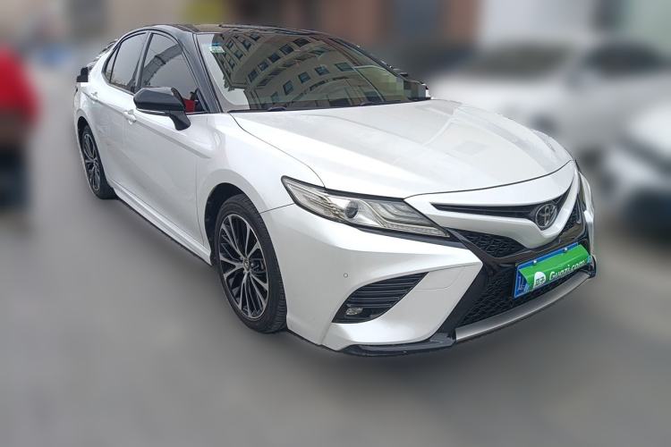 Used Toyota Camry 2018 2.5S Fēngshàng Edition Front Right 45 Deg