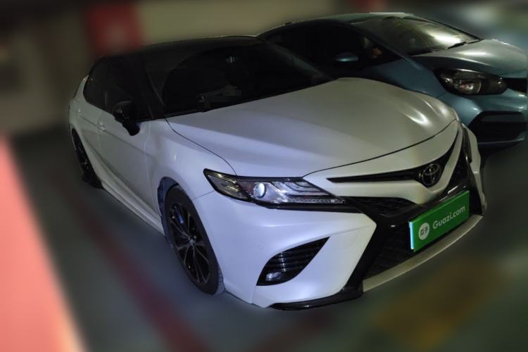 Used Toyota Camry 2018 2.5S Fēngshàng Edition Front Right 45 Deg