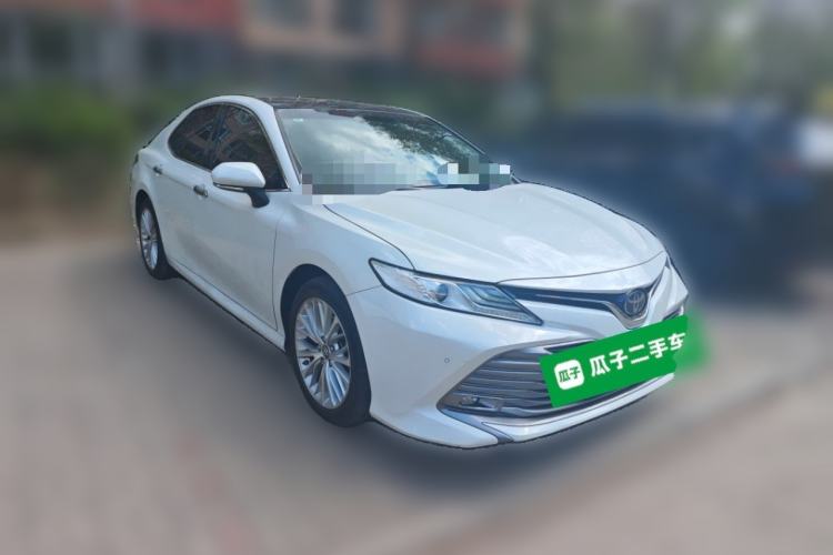 Used Toyota Camry 2018 2.5G Luxury Edition Front Right 45 Deg