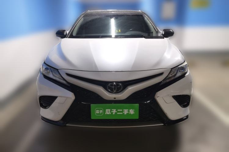 Used Toyota Camry 2018 2.0S FENGSHANG Edition Front