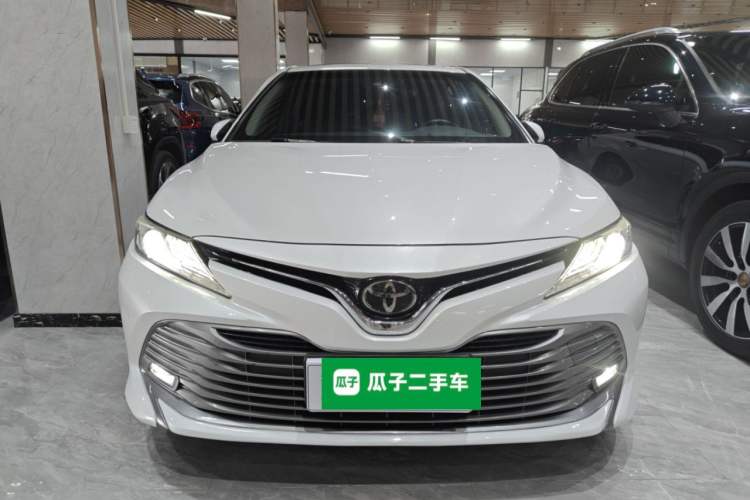 Used Toyota Camry 2018 2.0G Luxury Edition Front