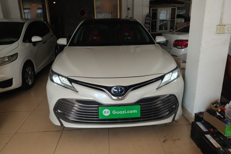 Used Toyota Camry 2018 Dual-Engine 2.5 HG Luxury Edition Front