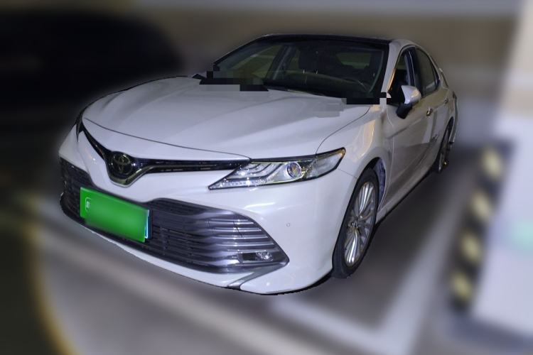 Used Toyota Camry 2018 2.5G Luxury Edition Guazi used car, China used car export, Used car for sale, Used  cars, Cheapest cars for sale