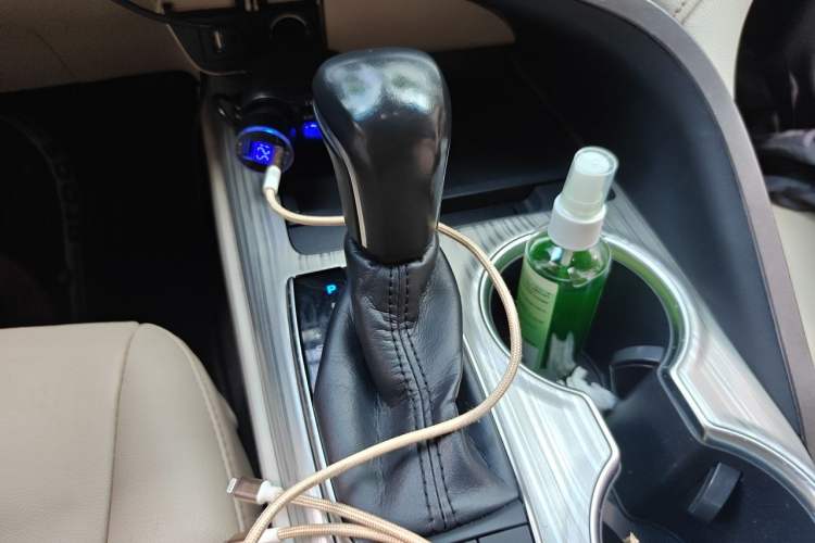 Used Toyota Camry 2018 Dual-Engine 2.5 HG Luxury Edition Gear Lever