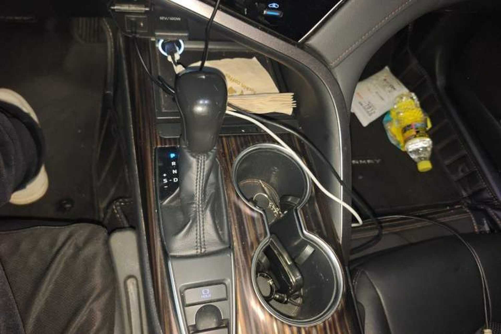 Used Toyota Camry 2018 2.0G Luxury Edition Gear Lever
