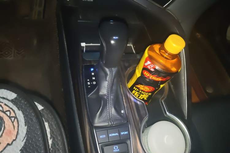 Used Toyota Camry 2018 2.5G Luxury Edition Gear Lever