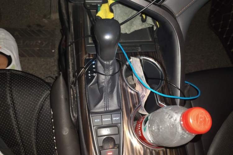 Used Toyota Camry 2018 2.5G Luxury Edition Gear Lever