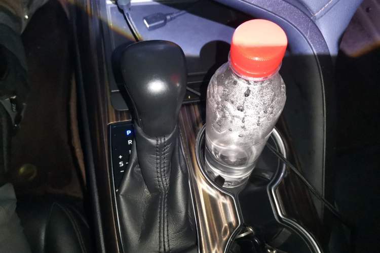 Used Toyota Camry 2018 2.5G Luxury Edition Gear Lever