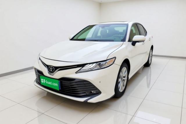 Ojetý Toyota Camry 2018 2.0G Luxury Edition