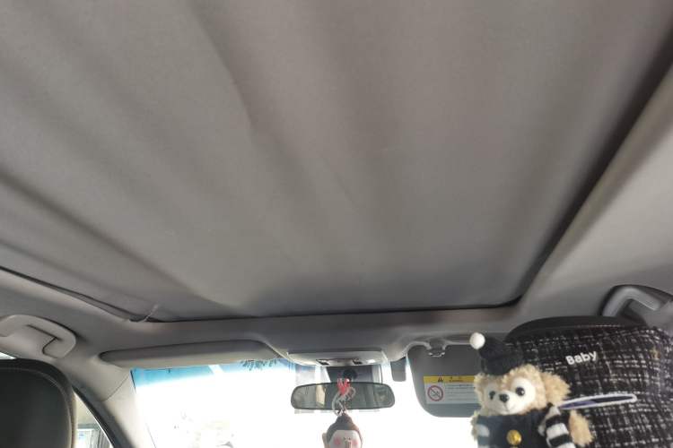 Used Toyota Camry 2018 Dual-Engine 2.5 HG Luxury Edition Headliner