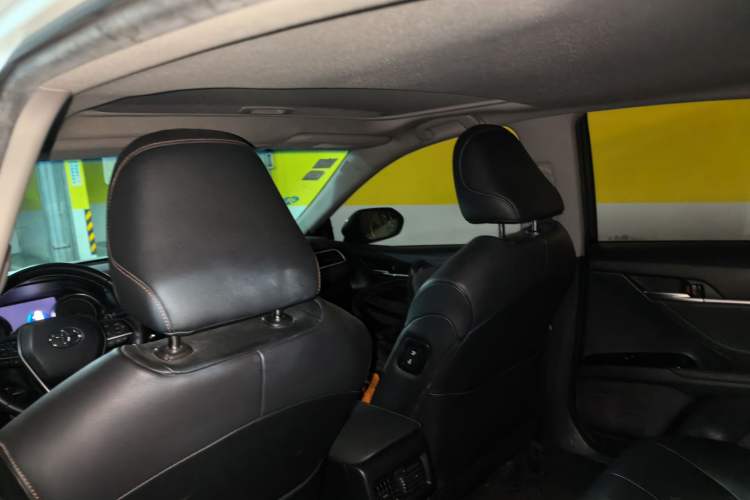 Used Toyota Camry 2018 2.0G Luxury Edition Headliner
