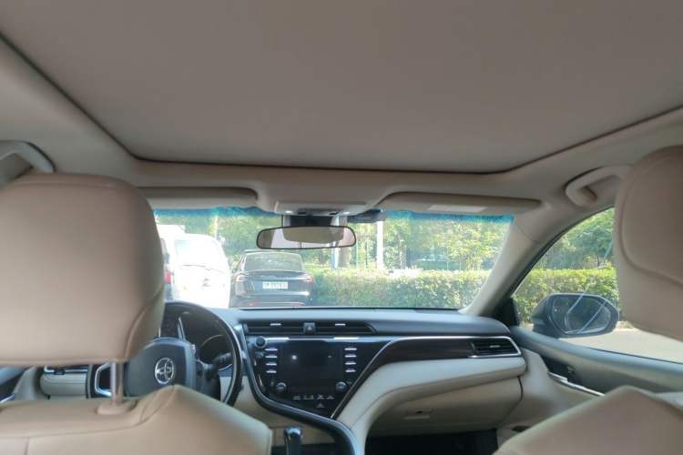 Used Toyota Camry 2018 2.5G Luxury Edition Headliner