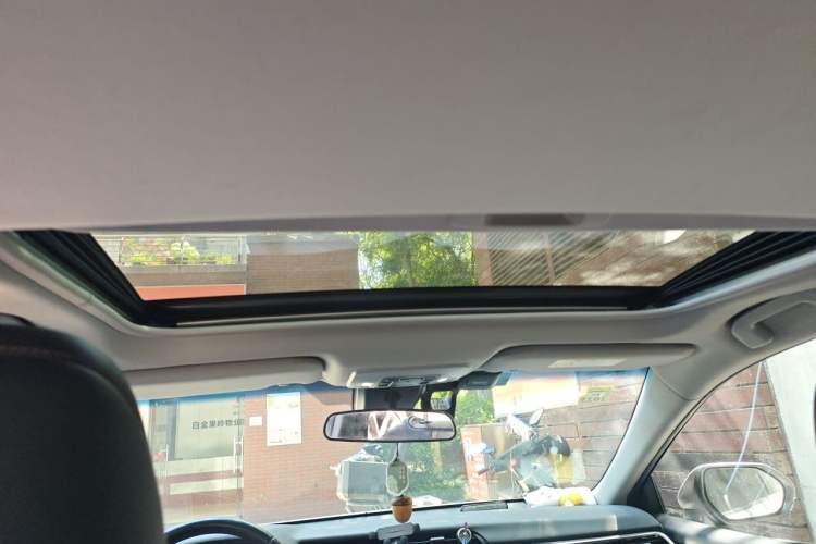 Used Toyota Camry 2018 2.0G Luxury Edition Headliner