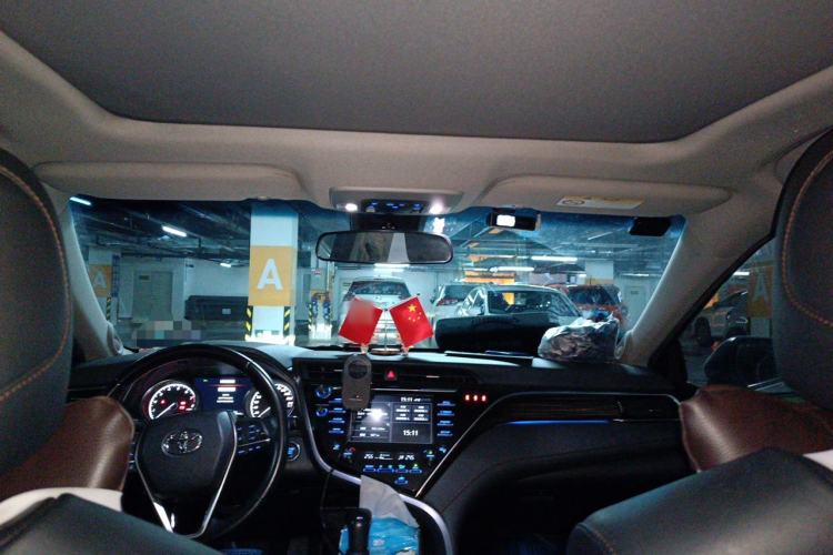 Used Toyota Camry 2018 2.5G Luxury Edition Headliner