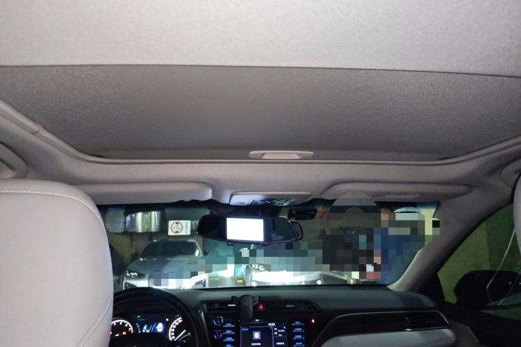 Used Toyota Camry 2018 2.0G Luxury Edition Headliner