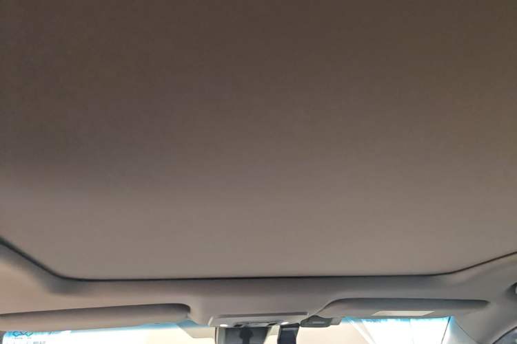 Used Toyota Camry 2018 2.5G Luxury Edition Headliner
