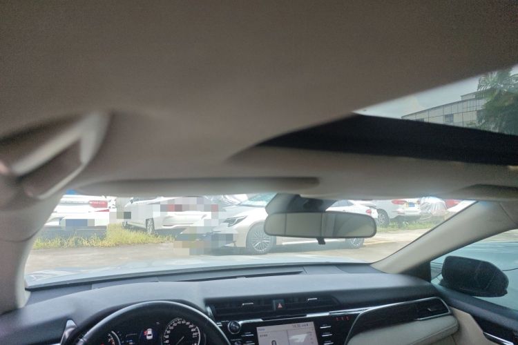 Used Toyota Camry 2018 2.5G Luxury Edition Headliner