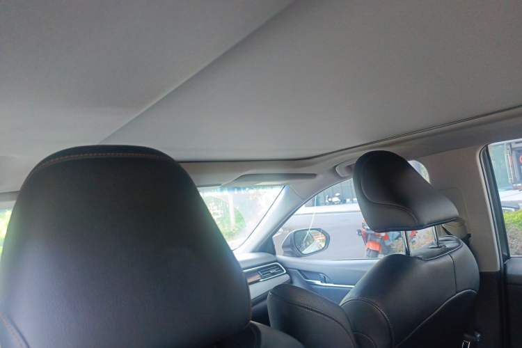 Used Toyota Camry 2018 2.5G Luxury Edition Headliner