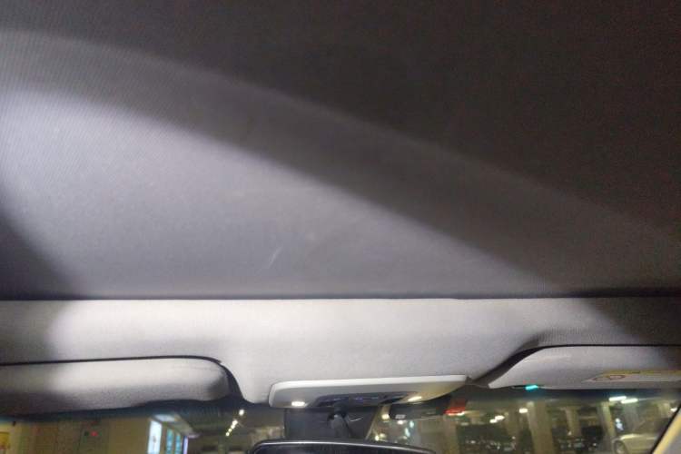 Used Toyota Camry 2018 2.5G Luxury Edition Headliner