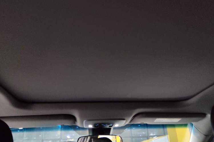 Used Toyota Camry 2018 2.5G Luxury Edition Headliner