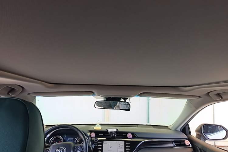 Used Toyota Camry 2018 2.5G Luxury Edition Headliner