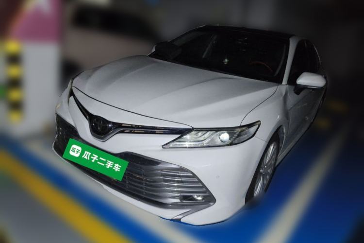 Used Toyota Camry 2018 2.5G Luxury Edition Guazi used car, China used car export, Used car for sale, Used  cars, Cheapest cars for sale
