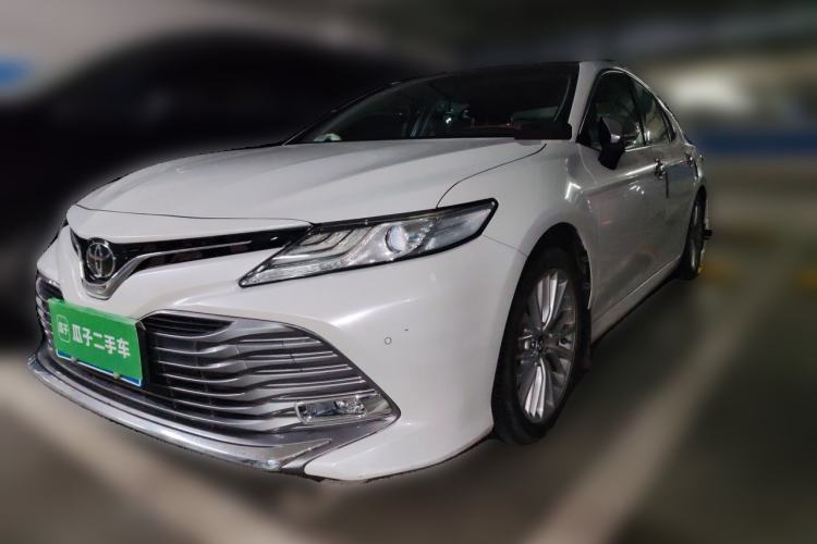 Used Toyota Camry 2018 2.5G Luxury Edition Guazi used car, China used car export, Used car for sale, Used  cars, Cheapest cars for sale