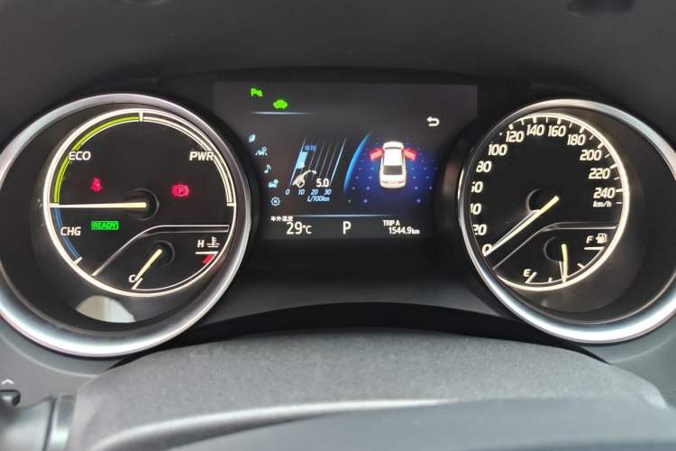 Used Toyota Camry 2018 Dual-Engine 2.5 HG Luxury Edition Instrument Cluster