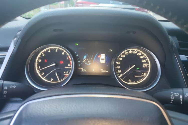 Used Toyota Camry 2018 2.0G Luxury Edition Instrument Cluster