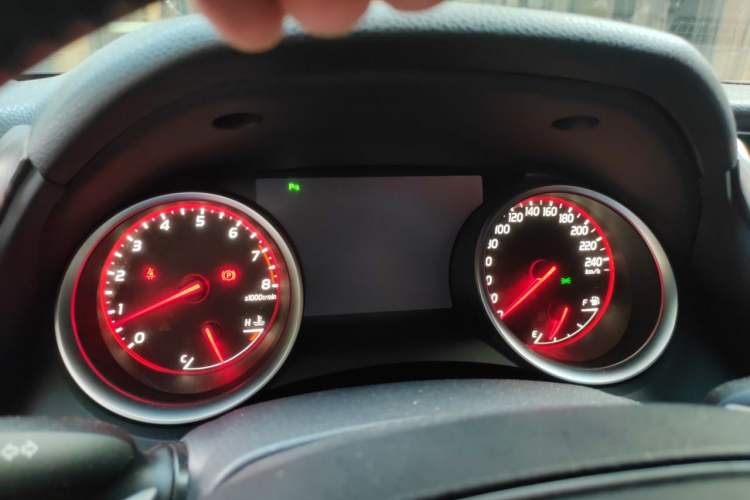 Used Toyota Camry 2018 2.5S Fēngshàng Edition Instrument Cluster