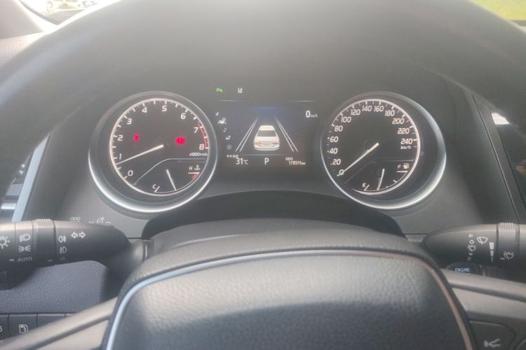 Used Toyota Camry 2018 2.5G Luxury Edition Instrument Cluster