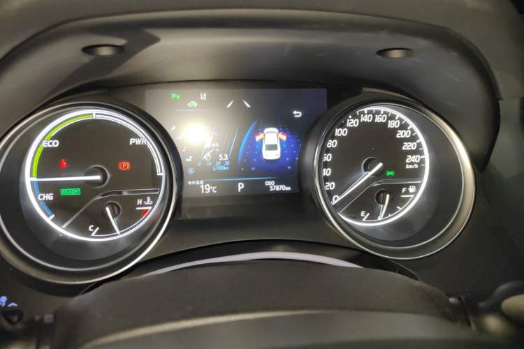 Used Toyota Camry 2018 Dual-Engine 2.5 HG Luxury Edition Instrument Cluster