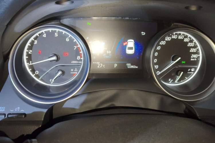 Used Toyota Camry 2018 2.5G Luxury Edition Instrument Cluster