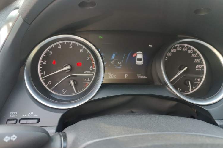 Used Toyota Camry 2018 2.5G Luxury Edition Instrument Cluster