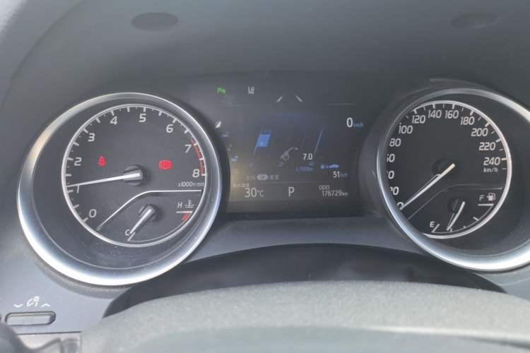 Used Toyota Camry 2018 2.0G Luxury Edition Instrument Cluster