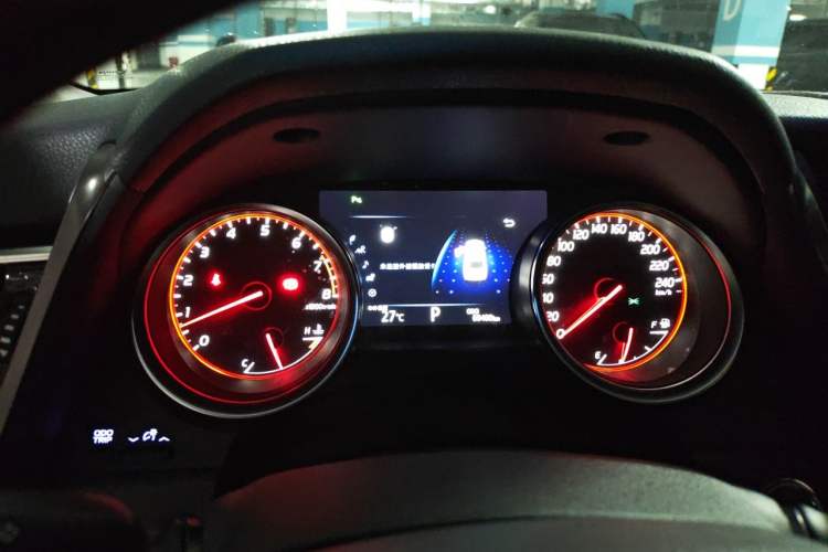 Used Toyota Camry 2018 2.5S Fēngshàng Edition Instrument Cluster