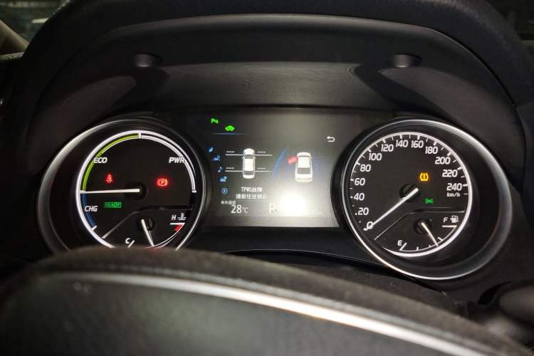 Used Toyota Camry 2018 Dual-Engine 2.5 HG Luxury Edition Instrument Cluster