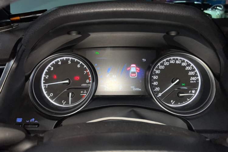 Used Toyota Camry 2018 2.5G Luxury Edition Instrument Cluster