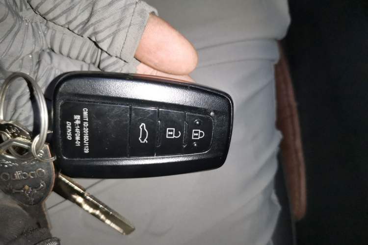 Used Toyota Camry 2018 2.5G Luxury Edition Interior 1