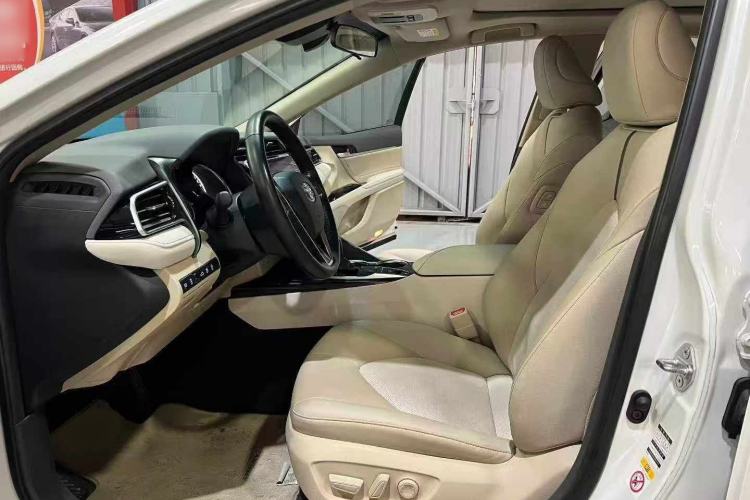 Used Toyota Camry 2018 2.5G Luxury Edition Interior 2